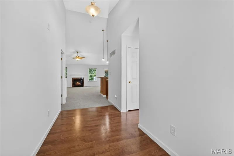 403 Newport Drive, St Peters, MO 63376 — listing photo 12 of 34