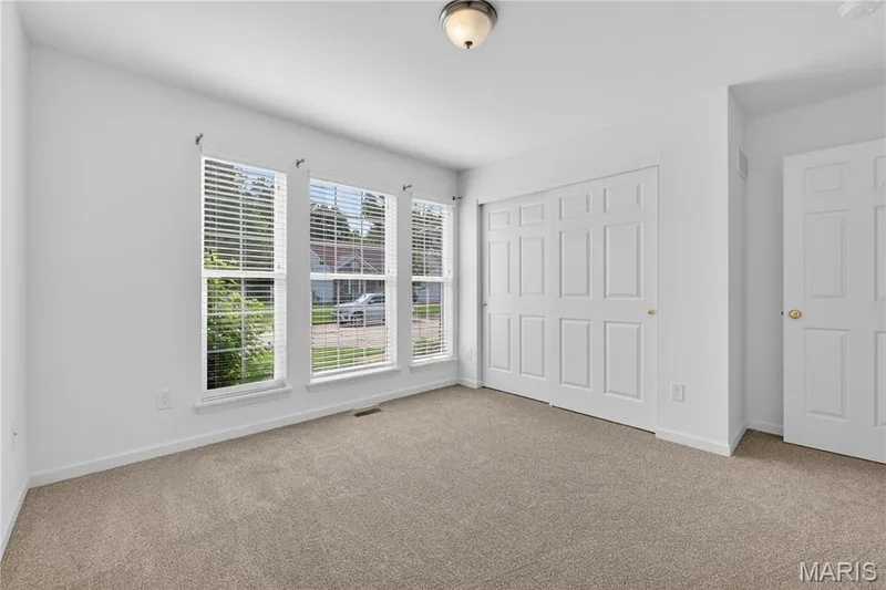403 Newport Drive, St Peters, MO 63376 — listing photo 19 of 34