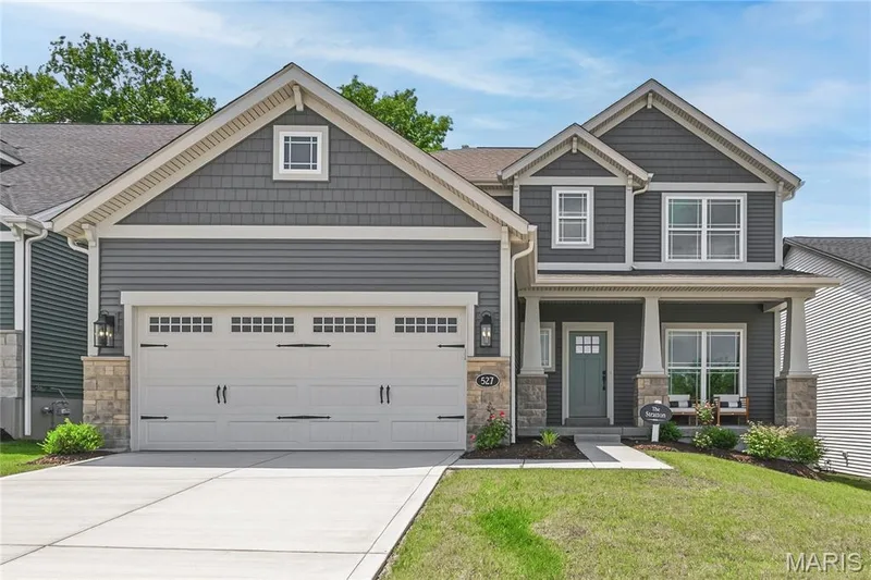 527 Ryehill Drive, St Peters, MO β listing photo 1