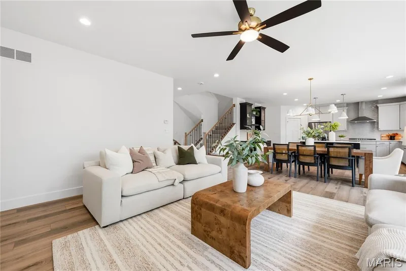 Main Living Area, Great Room, Breakfast Room and Kitchen — 527 Ryehill Drive, St Peters, MO 63376