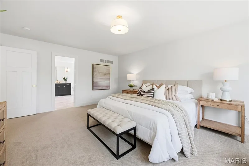 Spacious Primary Bedroom Suite — 527 Ryehill Drive, St Peters, MO 63376