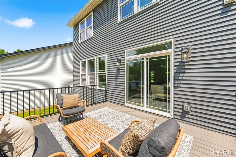 Composite Deck with Aluminum Railing — 527 Ryehill Drive, St Peters, MO 63376