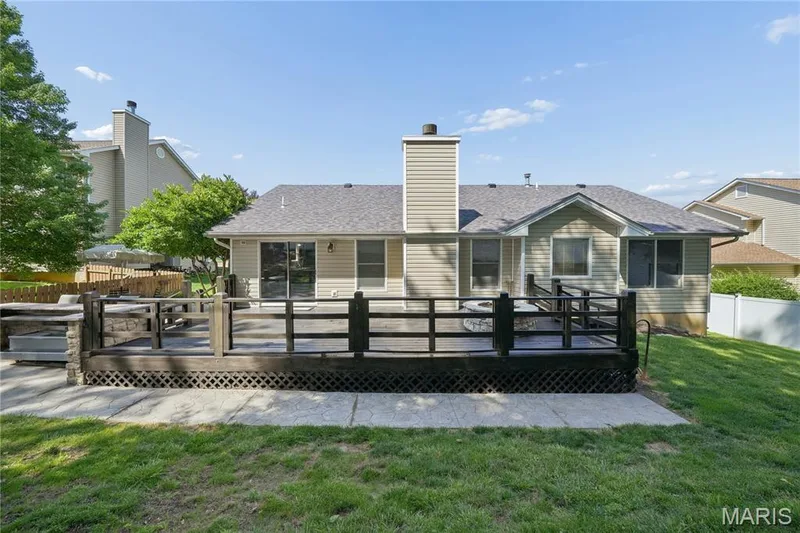 Wood deck — 814 Emerald Place Drive, St Charles, MO 63304