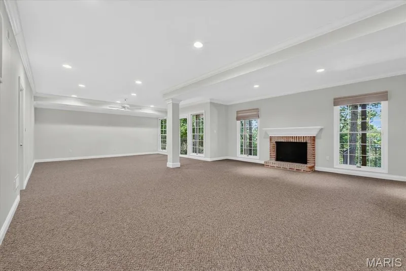 Large walk-out family room — 16557 Baxter Forest Ridge Drive, Chesterfield, MO 63005