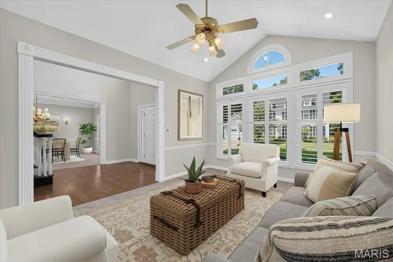 Virtually staged — 16557 Baxter Forest Ridge Drive, Chesterfield, MO 63005