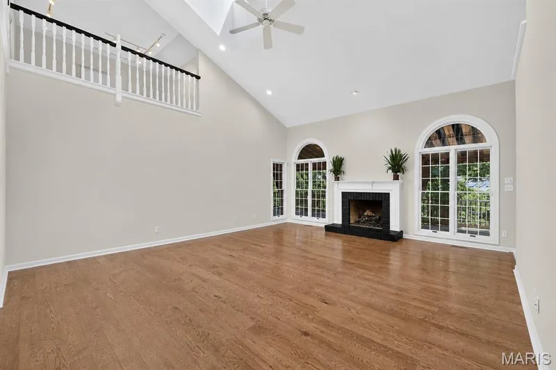 16557 Baxter Forest Ridge Drive, Chesterfield, MO 63005 — listing photo 14 of 48