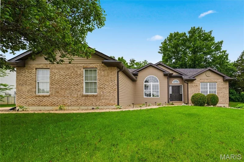 129 Fleur De Lis Drive, Wentzville, MO 63385 — listing photo 1 of 67