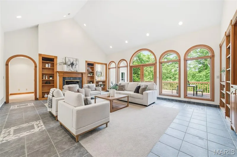 64 Dumont Court, Foristell, MO 63348 — listing photo 6 of 33