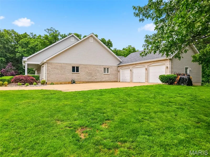 64 Dumont Court, Foristell, MO 63348 — listing photo 28 of 33
