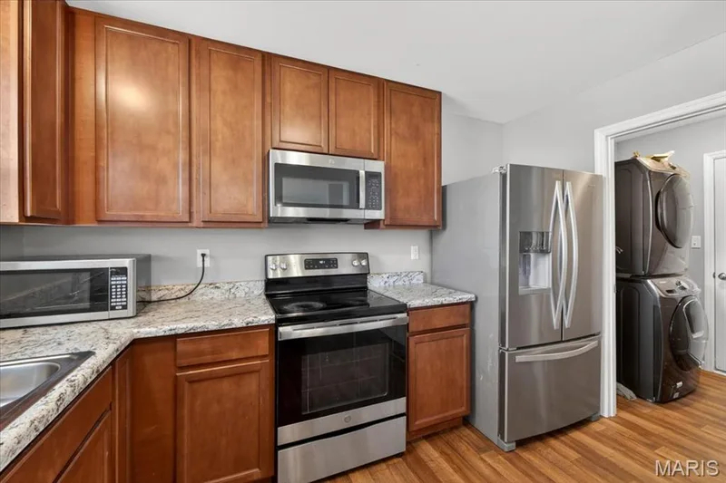 618 Palisades Drive, St Charles, MO 63301 — listing photo 11 of 27