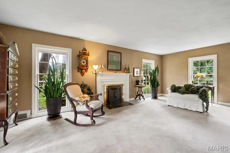 3 E Weldon Springs Heights Drive, St Charles, MO 63304 — listing photo 9 of 69