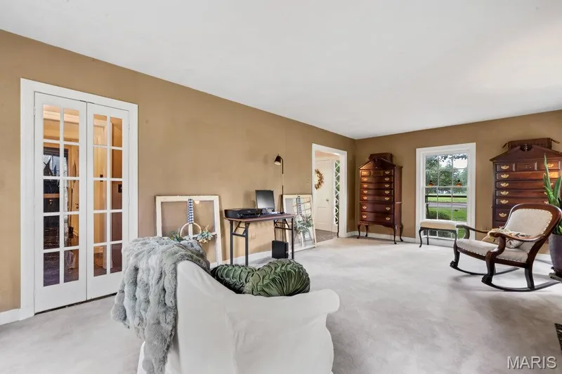 3 E Weldon Springs Heights Drive, St Charles, MO 63304 — listing photo 11 of 69