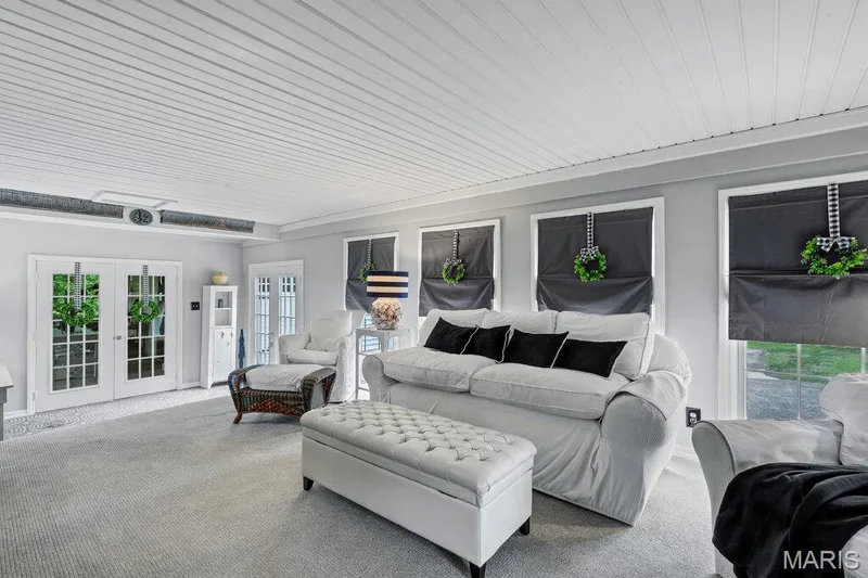 3 E Weldon Springs Heights Drive, St Charles, MO 63304 — listing photo 22 of 69