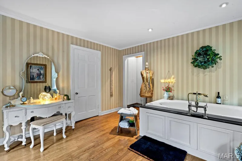 3 E Weldon Springs Heights Drive, St Charles, MO 63304 — listing photo 38 of 69