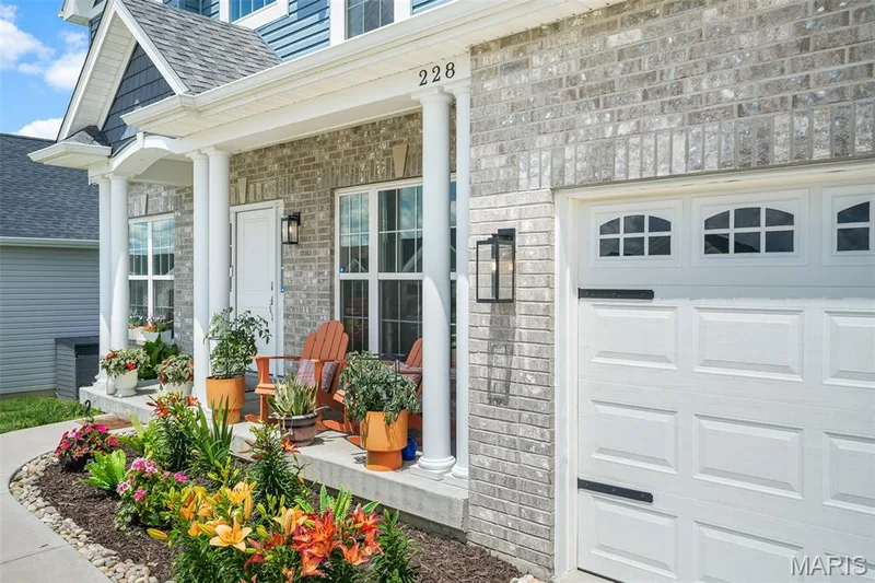 228 Wayfair Landing, St Charles, MO 63301 — listing photo 5 of 62