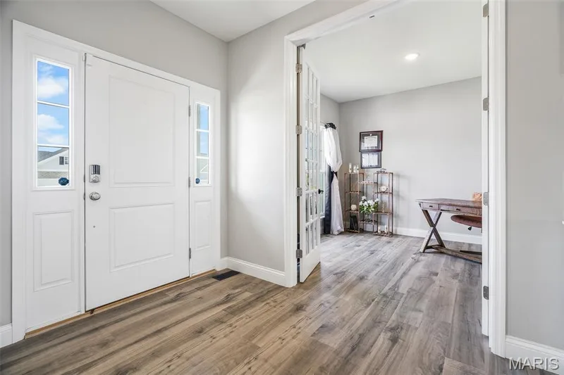 228 Wayfair Landing, St Charles, MO 63301 — listing photo 7 of 62