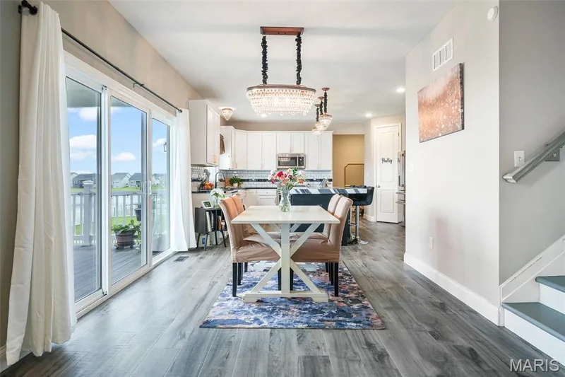 228 Wayfair Landing, St Charles, MO 63301 — listing photo 14 of 62