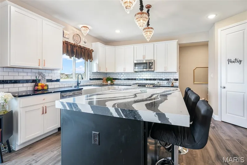 228 Wayfair Landing, St Charles, MO 63301 — listing photo 20 of 62