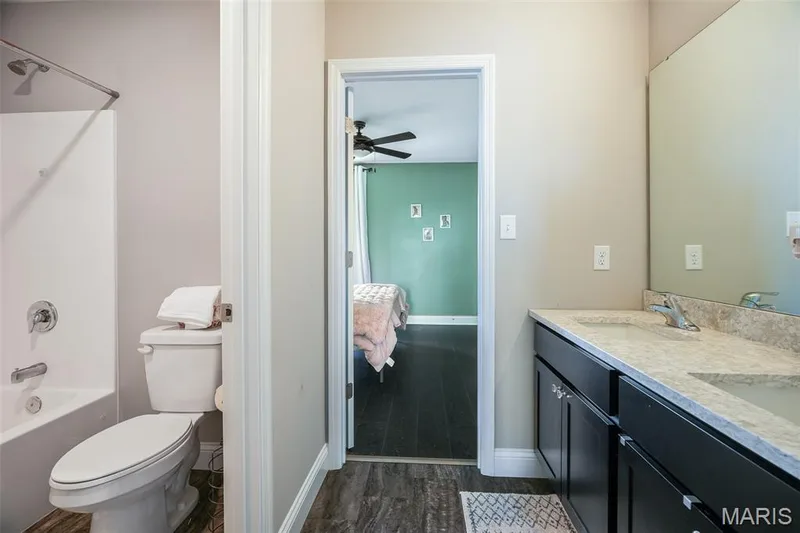 228 Wayfair Landing, St Charles, MO 63301 — listing photo 38 of 62