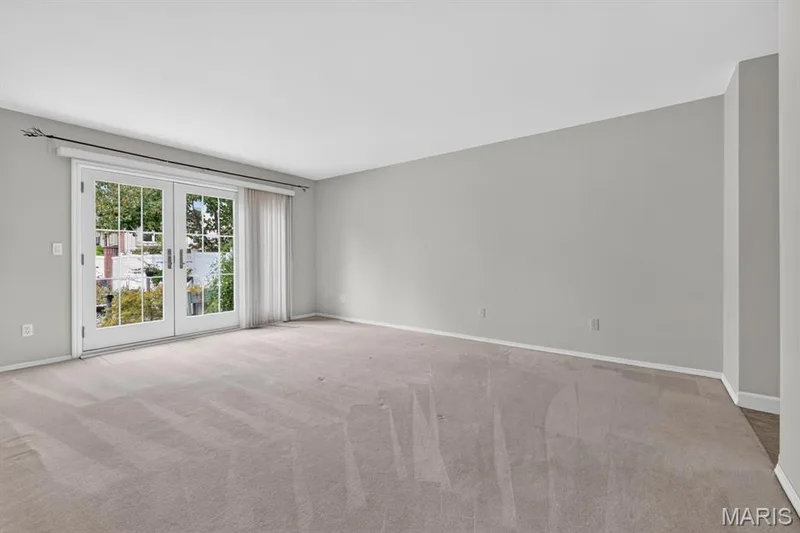 15819 Kersten Ridge Court, Chesterfield, MO 63017 — listing photo 21 of 56