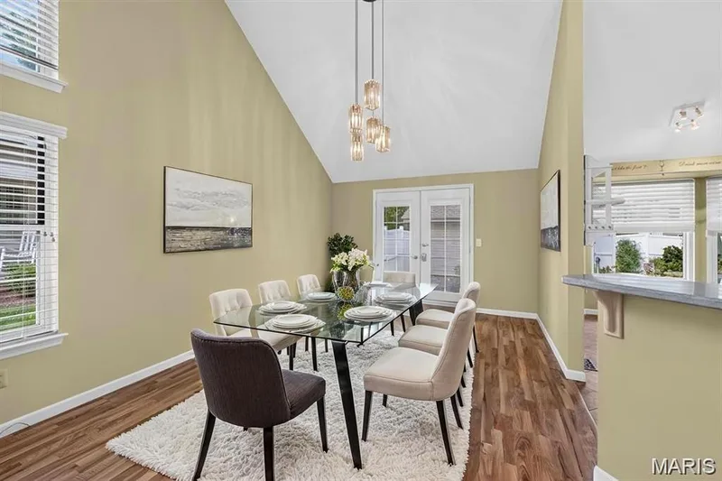 15819 Kersten Ridge Court, Chesterfield, MO 63017 — listing photo 12 of 56