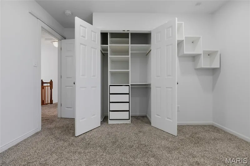 2400 Clayborn Drive, Chesterfield, MO 63017 — listing photo 27 of 43
