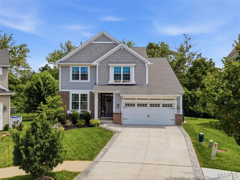 327 Madeira Court, St Peters, MO 63376 — listing photo 15 of 26