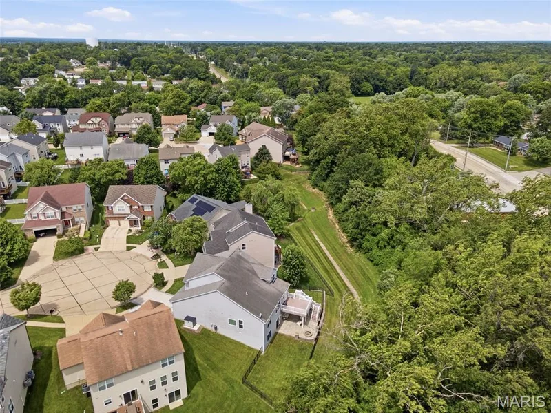 327 Madeira Court, St Peters, MO 63376 — listing photo 21 of 26