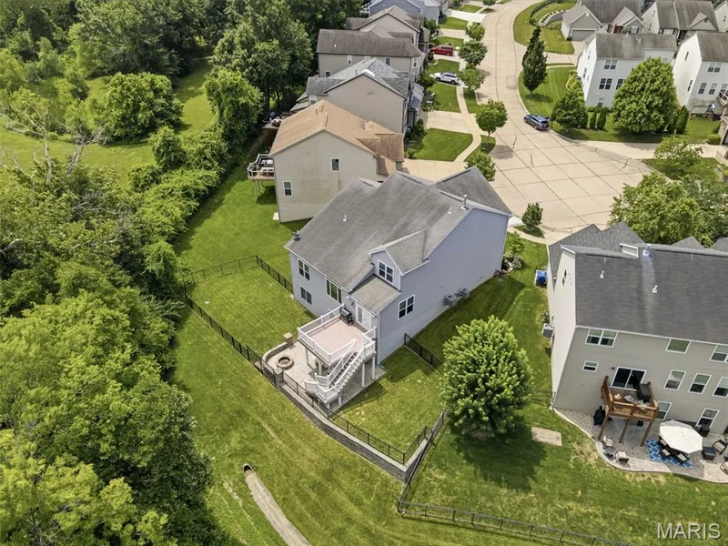 327 Madeira Court, St Peters, MO 63376 — listing photo 22 of 26