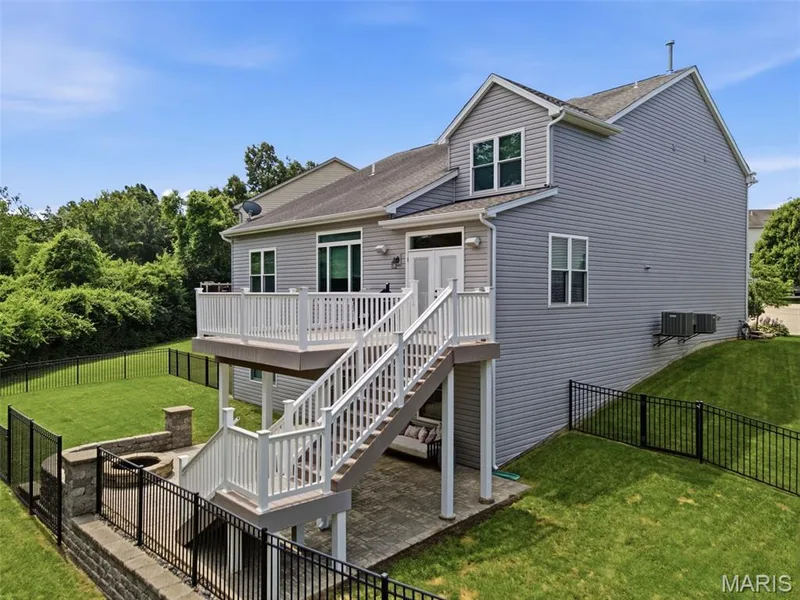 327 Madeira Court, St Peters, MO 63376 — listing photo 23 of 26