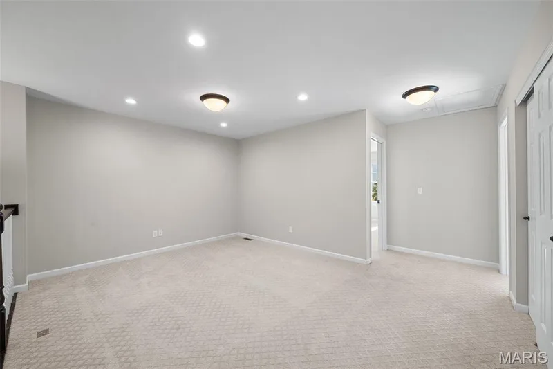 327 Madeira Court, St Peters, MO 63376 — listing photo 42 of 94