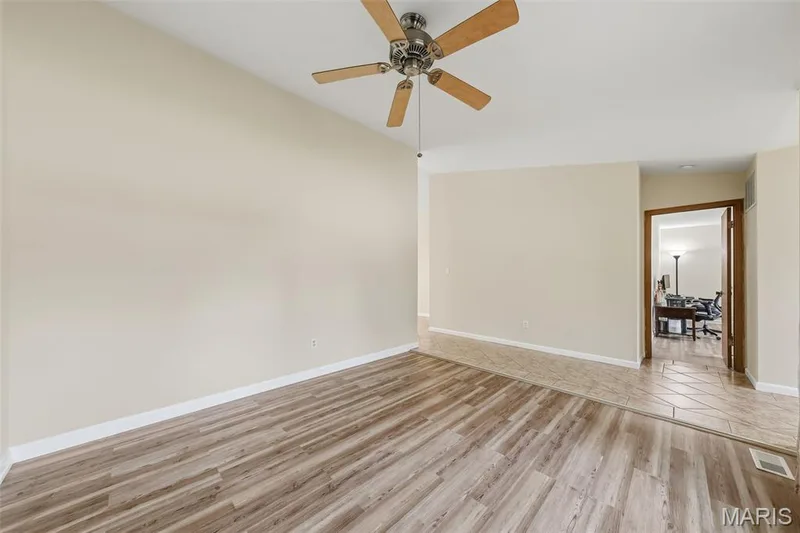 201 Clearwood Court, St Peters, MO 63376 — listing photo 16 of 55