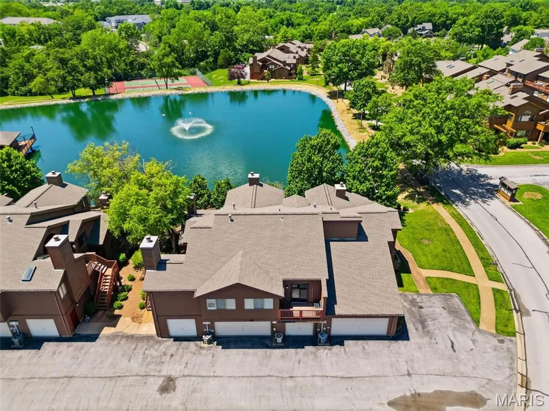 704 Hemingway Lane #E, Weldon Spring, MO 63304 — listing photo 41 of 66