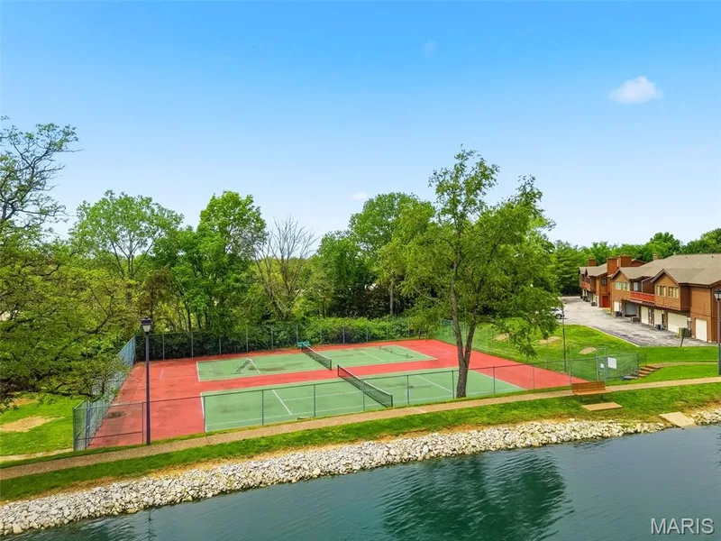704 Hemingway Lane #E, Weldon Spring, MO 63304 — listing photo 59 of 66