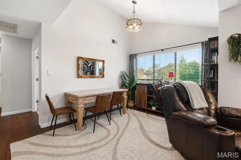 704 Hemingway Lane #E, Weldon Spring, MO 63304 — listing photo 10 of 66