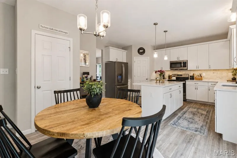 721 Switchgrass Drive, Wentzville, MO 63385 — listing photo 16 of 47