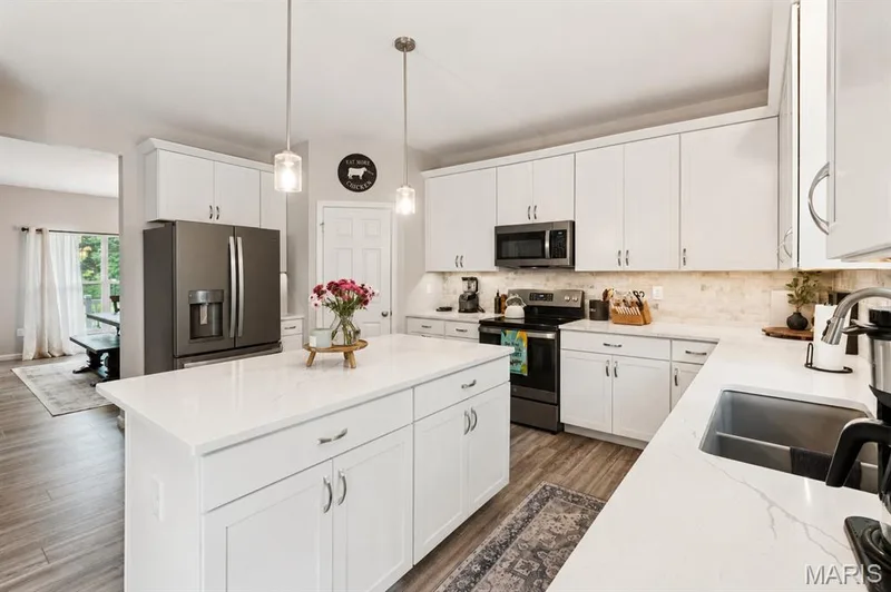 721 Switchgrass Drive, Wentzville, MO 63385 — listing photo 17 of 47