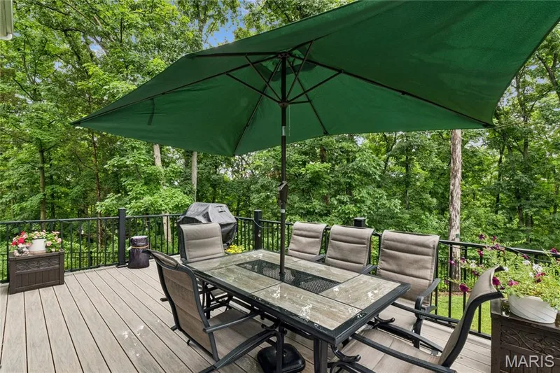 Deck overlooking wooded common ground! — 721 Switchgrass Drive, Wentzville, MO 63385