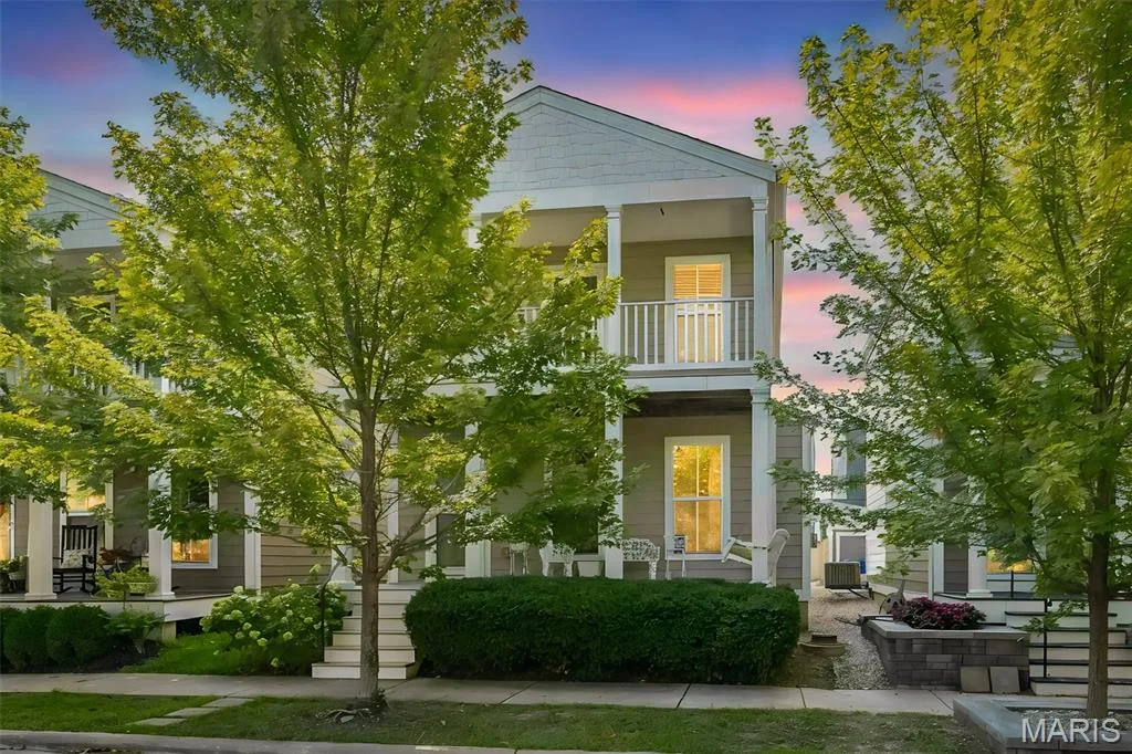 3193 Canal Street, St Charles, MO 63301 — listing photo 1 of 41