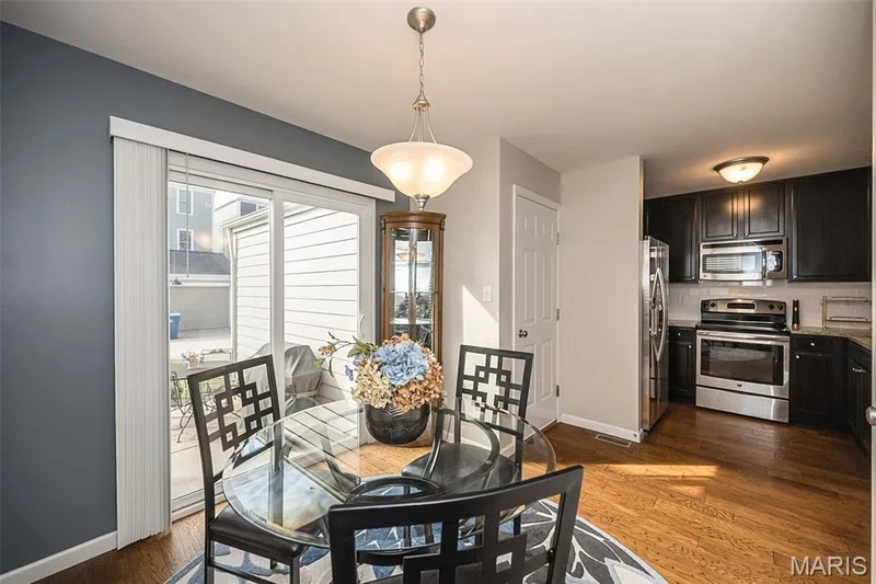 3193 Canal Street, St Charles, MO 63301 — listing photo 14 of 41