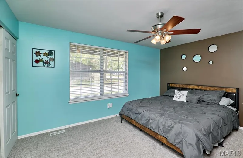 1705 Whispering Ridge Lane, St Peters, MO 63376 — listing photo 18 of 52
