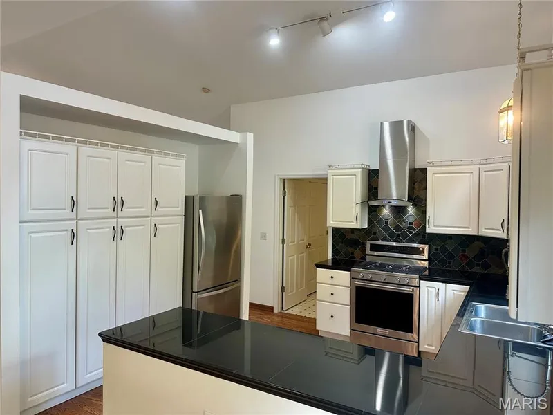 2941 Trapper Trail, Wentzville, MO 63385 — listing photo 13 of 27
