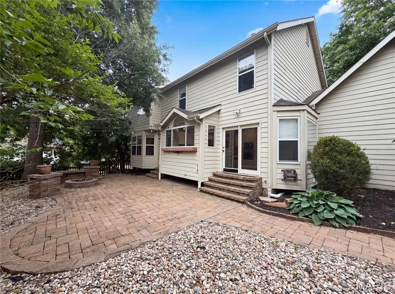16201 Surfview Court, Grover, MO 63040 — listing photo 6 of 29