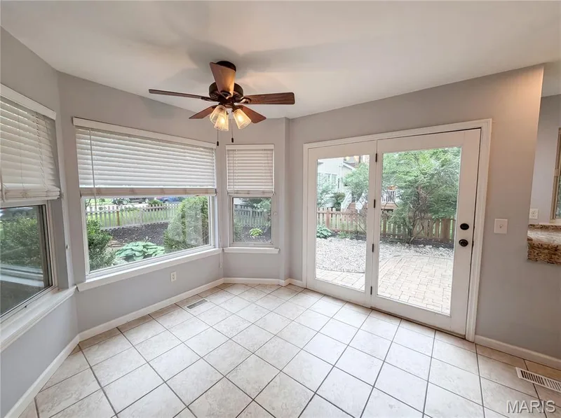16201 Surfview Court, Grover, MO 63040 — listing photo 8 of 29