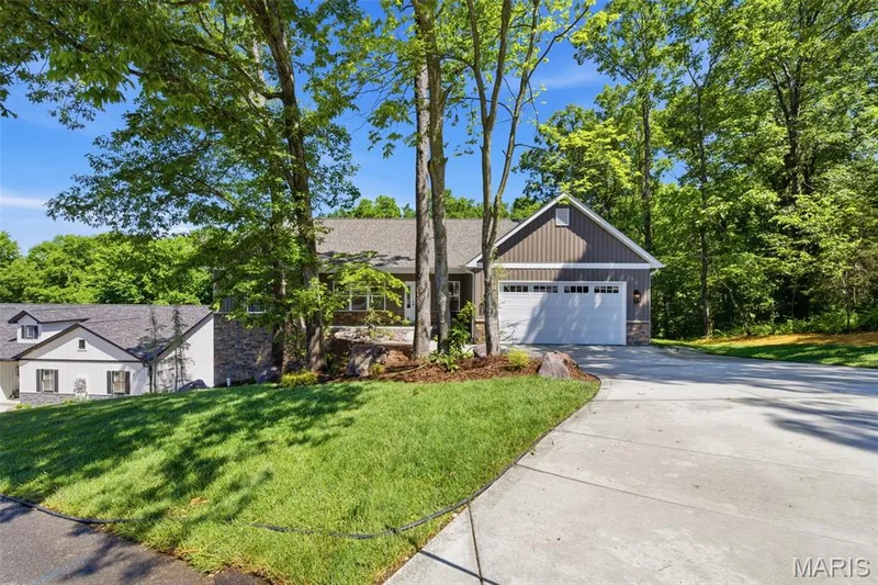 10923 Mahogany Drive, Foristell, MO 63348 — listing photo 3 of 10