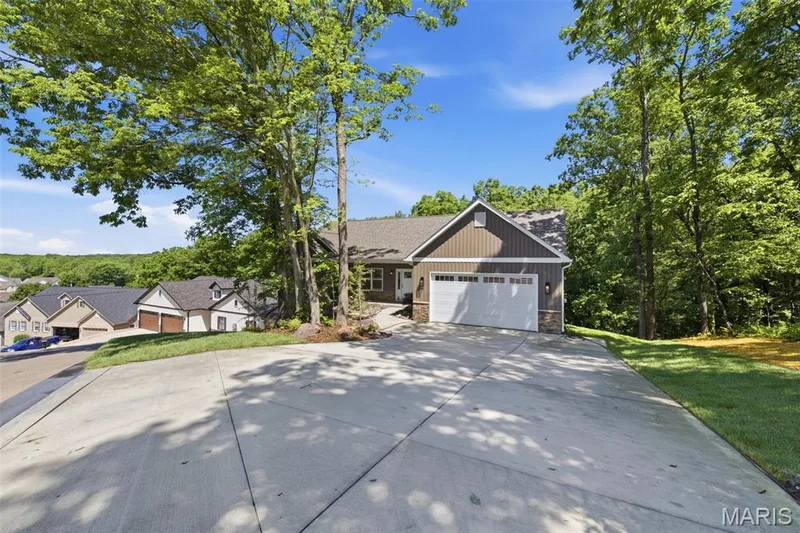 10923 Mahogany Drive, Foristell, MO 63348 — listing photo 4 of 10