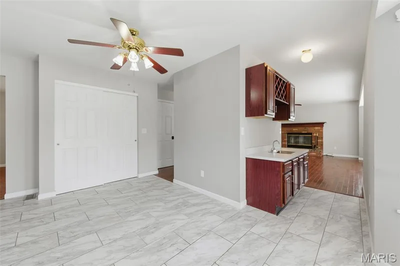 406 Winter Wind Drive, O'Fallon, MO 63366 — listing photo 16 of 41
