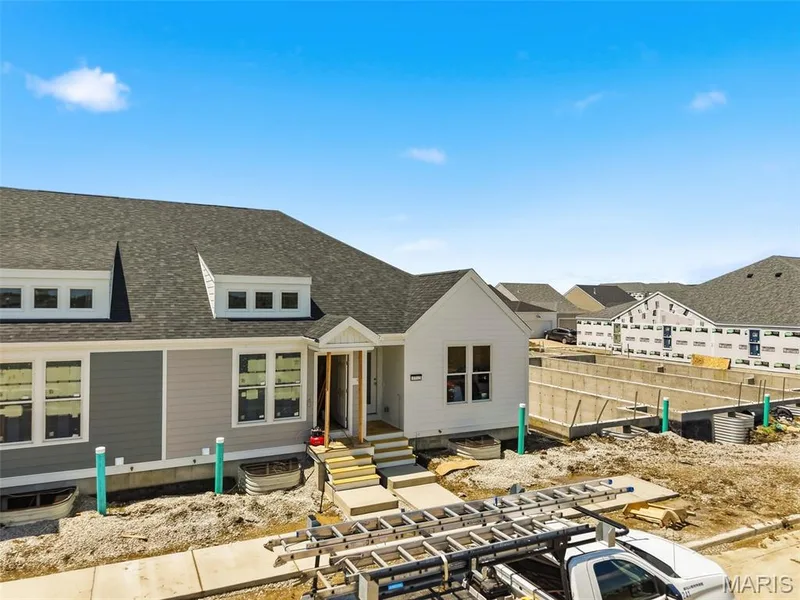 1712 Dyess Street, St Charles, MO 63301 — listing photo 6 of 34