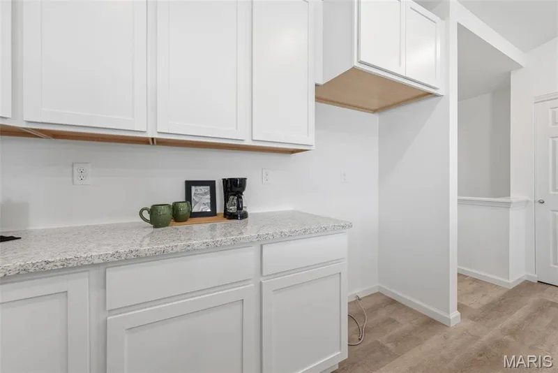 1712 Dyess Street, St Charles, MO 63301 — listing photo 13 of 34