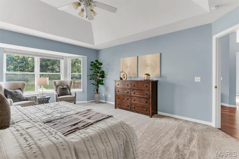 6 Country Bluff Court, St Charles, MO 63301 — listing photo 19 of 40